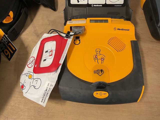 Lifepak cr plus defibrillator - afbeelding 3 van  3