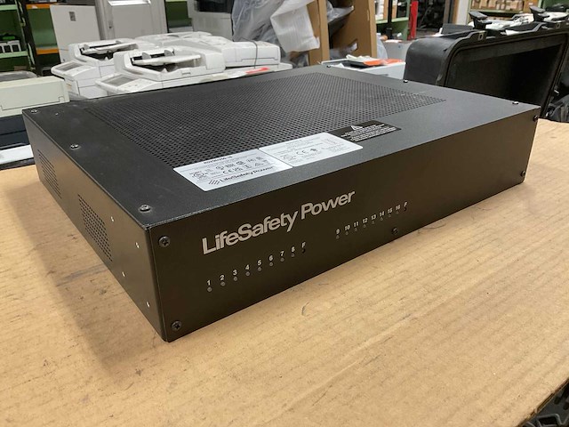 Lifesafety power power inverter - afbeelding 1 van  6