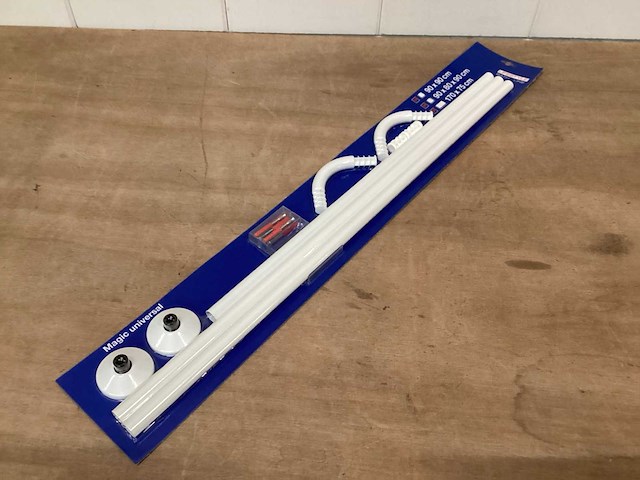 Lifestyle douchegordijnstang, wit (8x) - afbeelding 1 van  5