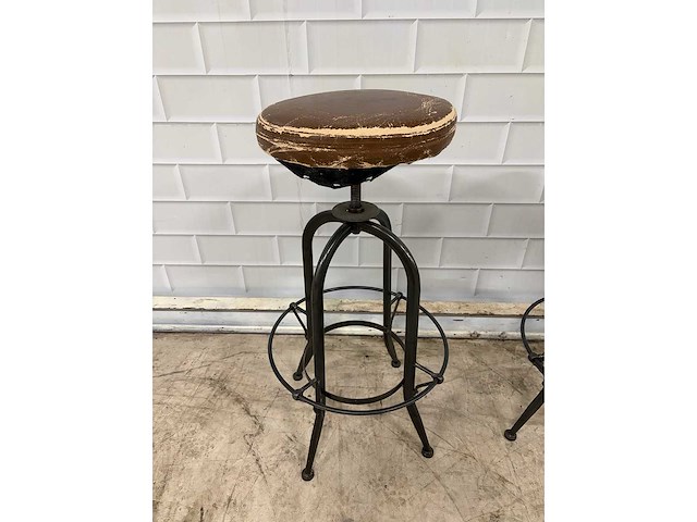 Lifestyle home collection - barkruk met verstelbare zitting en bijzettafel (2x) - afbeelding 3 van  6
