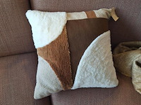 Lifestyle sierkussen - 50x50cm - afbeelding 1 van  2