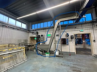 Lift elevator opvoerband met transportband - afbeelding 2 van  4