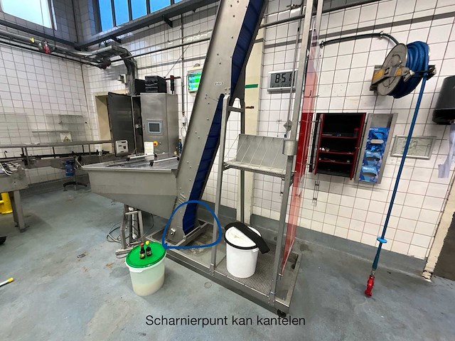 Lift elevator opvoerband met transportband - afbeelding 3 van  4