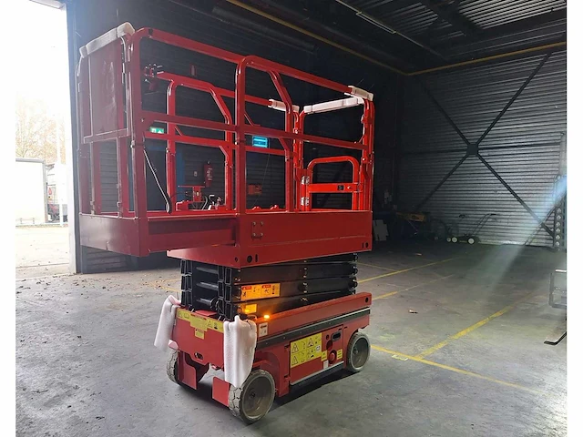 Lift platform - 2025 - gtjz - 6.5m werkhoogte - hoogwerker - afbeelding 1 van  14
