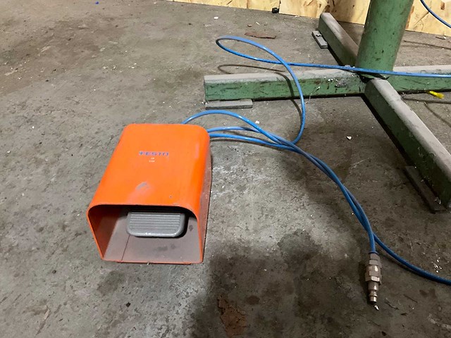 Liftssysteem op draaibaar plateau - pneumatisch instelbaar - afbeelding 4 van  5