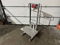 Liftwagen - afbeelding 1 van  3