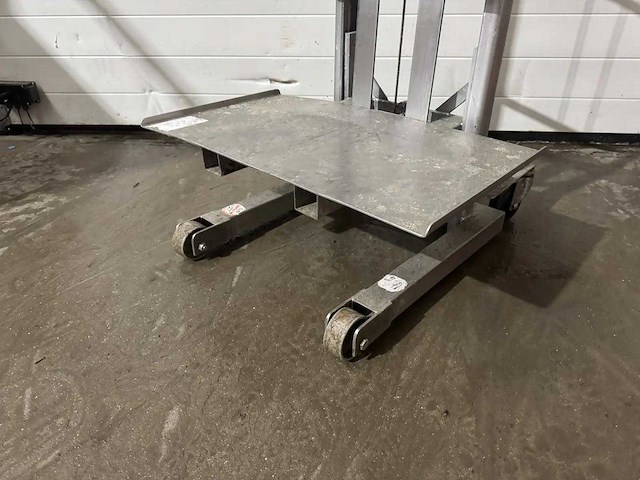 Liftwagen - afbeelding 2 van  3