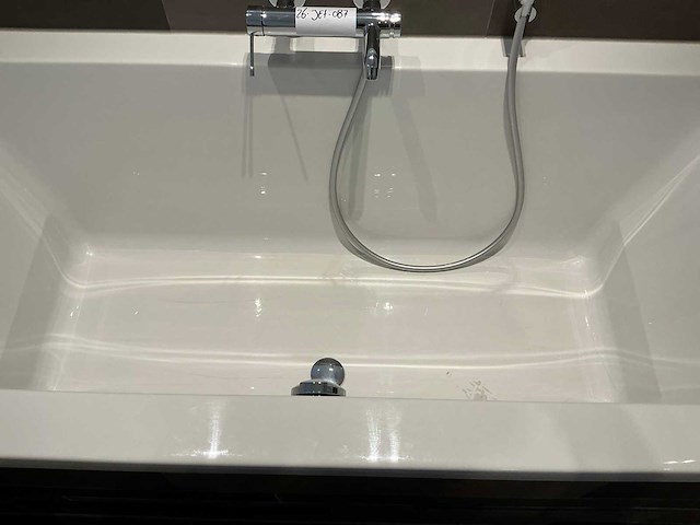 Ligbad 180 cm - afbeelding 3 van  8