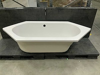 Ligbad 180 x 80 cm - afbeelding 1 van  3