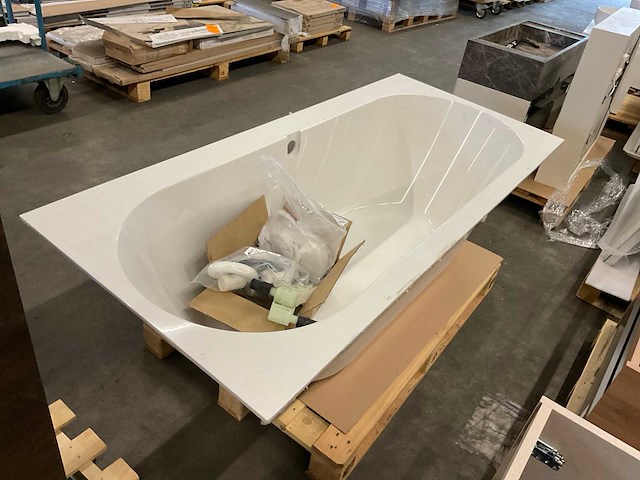 Ligbad 180x80 cm - afbeelding 1 van  6