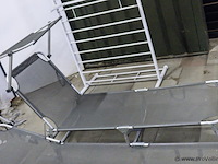 Ligbedden/stretchers v.v. zonneklep - 2 stuks - afbeelding 1 van  2