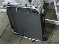 Ligbedden/stretchers v.v. zonneklep - 2 stuks - afbeelding 1 van  2