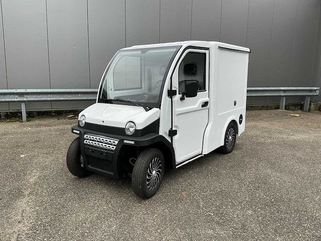 Light elecktric vehicle (lev) - afbeelding 1 van  23