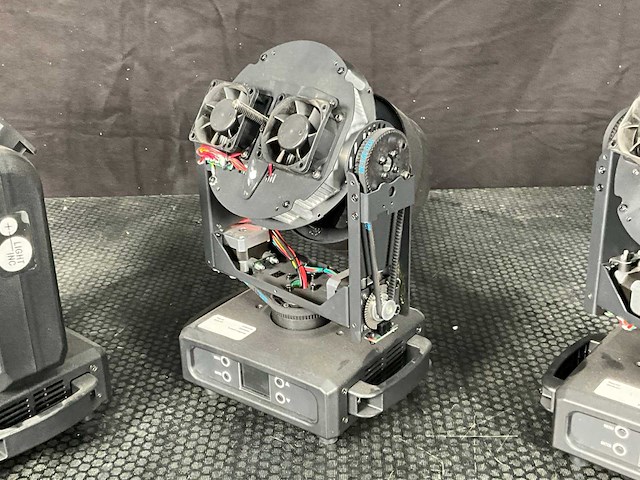 Light-inc mh-740 led moving head wash defect - afbeelding 11 van  14