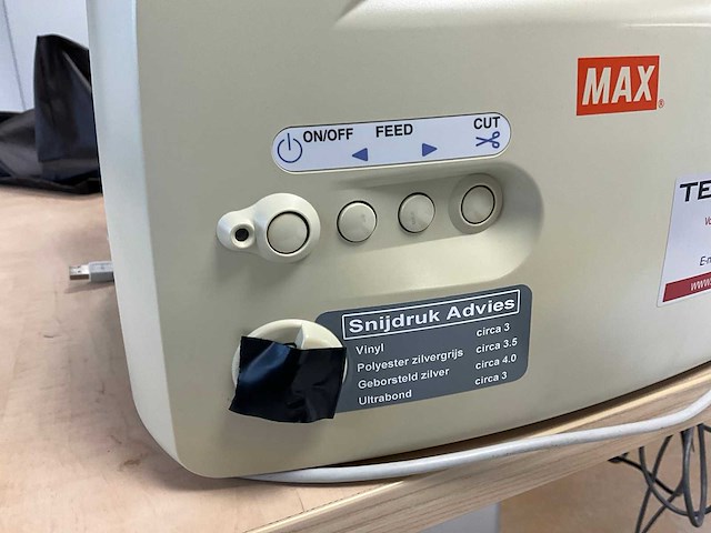 Lighthouse cpm-100he etiketteermachine/snijplotter - afbeelding 3 van  4