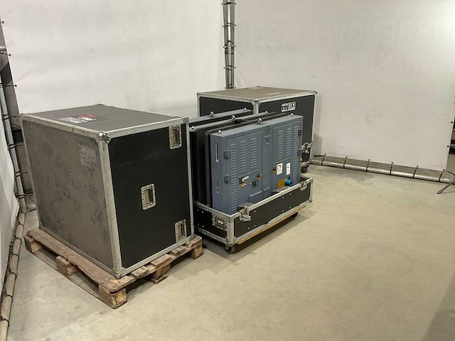 Lighthouse r16i/0-|| ledscherm (30x) - afbeelding 2 van  8