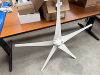 Lightning series windturbine generator