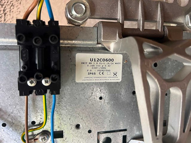 Lightronics hogro partij lantaarnpaal armaturen, ca. 100 stuks - afbeelding 4 van  6