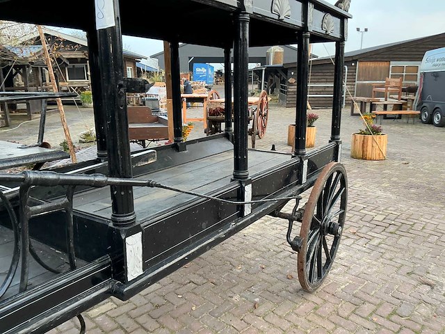 Lijkwagen - afbeelding 15 van  26
