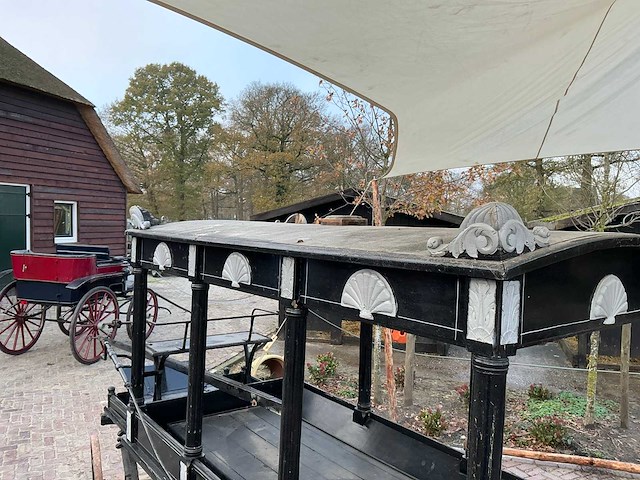 Lijkwagen - afbeelding 19 van  26