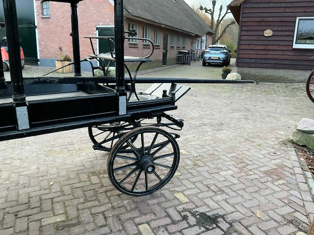 Lijkwagen - afbeelding 25 van  26