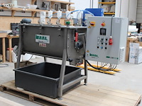 Lijm-/bindmiddel-mengmachine imal lgb300 met digitale aansturing, 4 spuitkoppen en 2 klepbedieningen. bouwj...