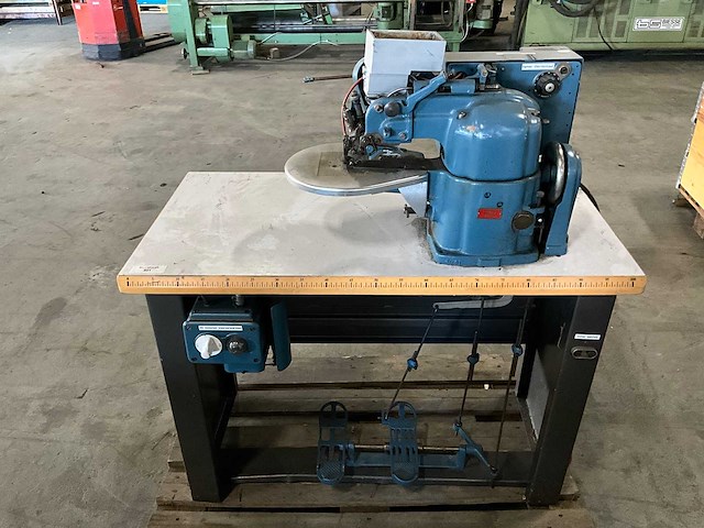 Lijmmachine t.b.v. schoenreparatie - afbeelding 1 van  6