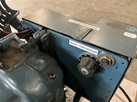 Lijmmachine t.b.v. schoenreparatie - afbeelding 3 van  6