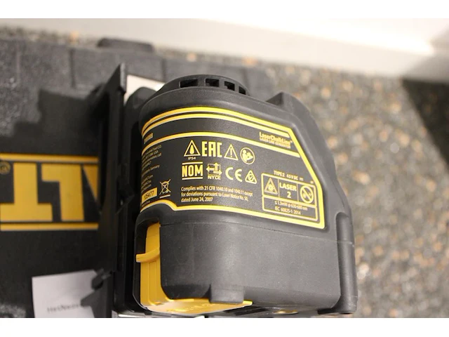 Lijnlaser dewalt tw088 met muurbeugel in kunststoffen koffer. - afbeelding 3 van  4