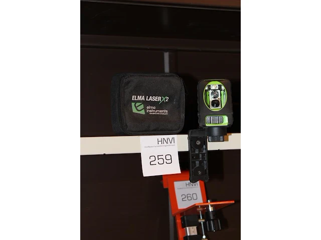 Lijnlaser elma instruments, laser x2 met magnetische wandbeugel. - afbeelding 2 van  2
