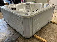 Limelight hottubs jacuzzi - afbeelding 11 van  16
