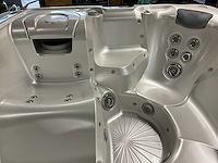 Limelight hottubs jacuzzi - afbeelding 16 van  16