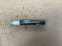 Limit 100 voltage detector - afbeelding 2 van  2