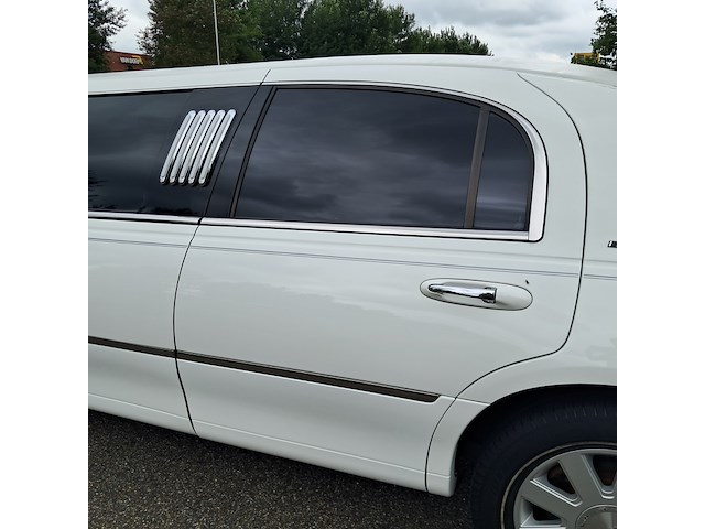 Limousine, lincoln, town car, wit, 2003 - afbeelding 25 van  113