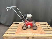Limpar v40 verticuteermachine
