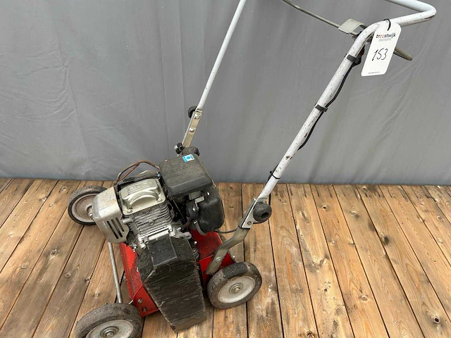 Limpar v50 verticuteermachine - afbeelding 1 van  3