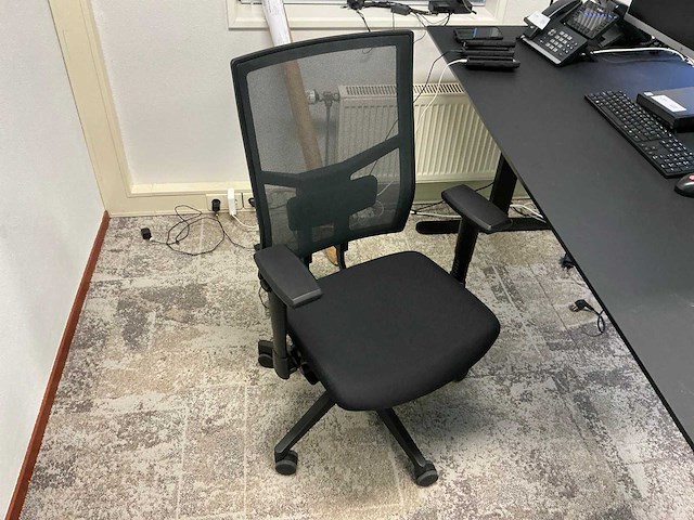 Linak df2 electrisch verstelbaar bureau 180x80 - afbeelding 10 van  10