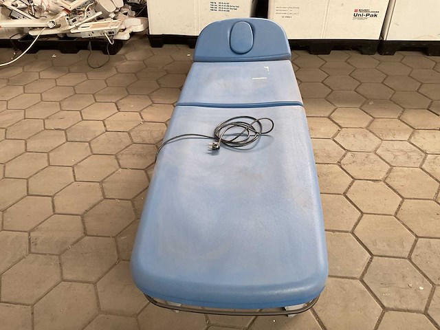Linak region hospital examination table - afbeelding 4 van  7