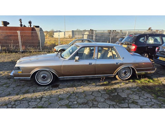 Lincoln - 1985 - continental - afbeelding 5 van  14