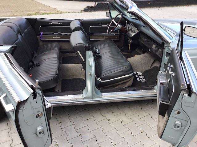 Lincoln - continental - 6.6 - oldtimer - afbeelding 10 van  29