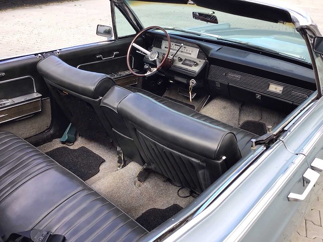 Lincoln - continental - 6.6 - oldtimer - afbeelding 11 van  29