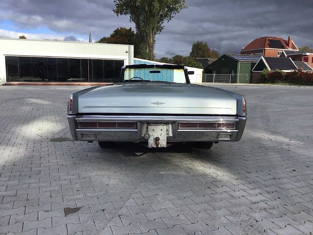 Lincoln - continental - 6.6 - oldtimer - afbeelding 24 van  29