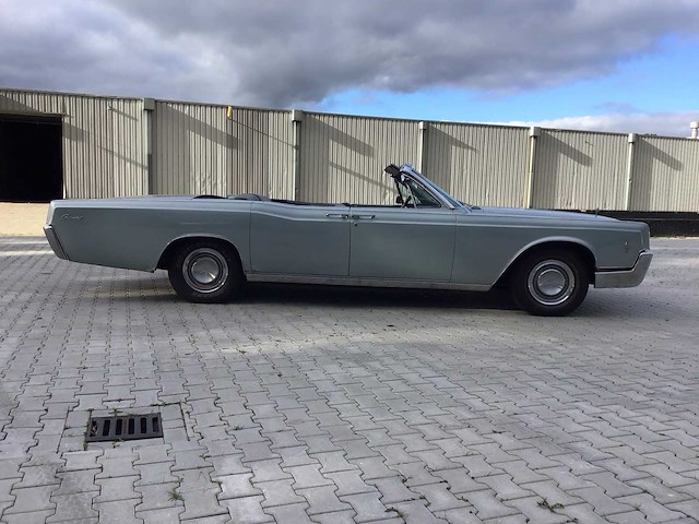 Lincoln - continental - 6.6 - oldtimer - afbeelding 26 van  29
