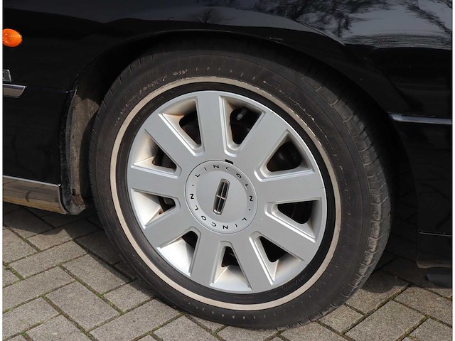 Lincoln - fm88 town car begrafenisauto - uitvaartauto - afbeelding 25 van  43