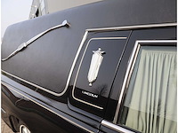 Lincoln - fm88 town car begrafenisauto - uitvaartauto - afbeelding 30 van  43