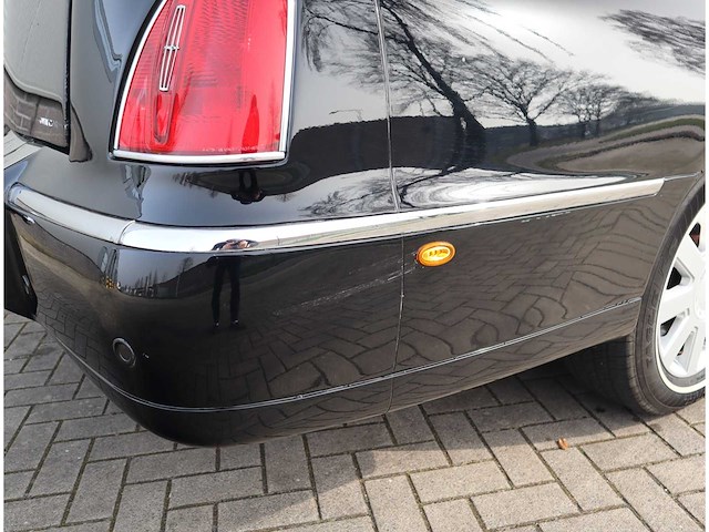 Lincoln - fm88 town car begrafenisauto - uitvaartauto - afbeelding 36 van  43
