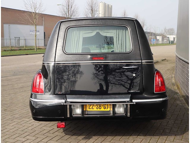 Lincoln - fm88 town car begrafenisauto - uitvaartauto - afbeelding 33 van  43