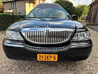 Lincoln - town car - lijkwagen - 2007 - 21-zkp-6 - personenauto - afbeelding 2 van  28