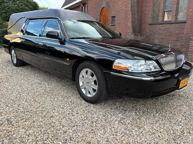 Lincoln - town car - lijkwagen - 2007 - 21-zkp-6 - personenauto - afbeelding 22 van  28