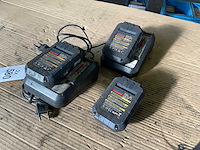 Lincoln 1871 accu met lader (2x) - afbeelding 1 van  8